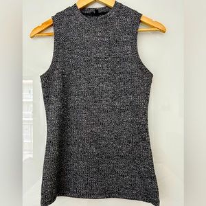 Dynamite fitted grey tank